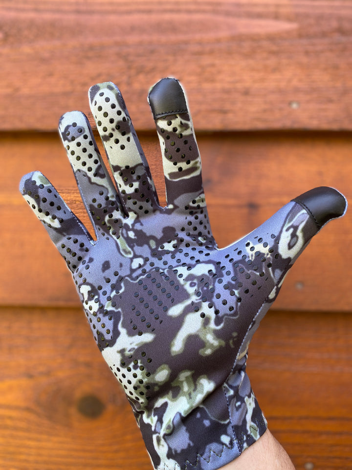 Life is Now Outdoors Base Layer Touch Liner Gloves-Splash Disperse Camo Touchscreen