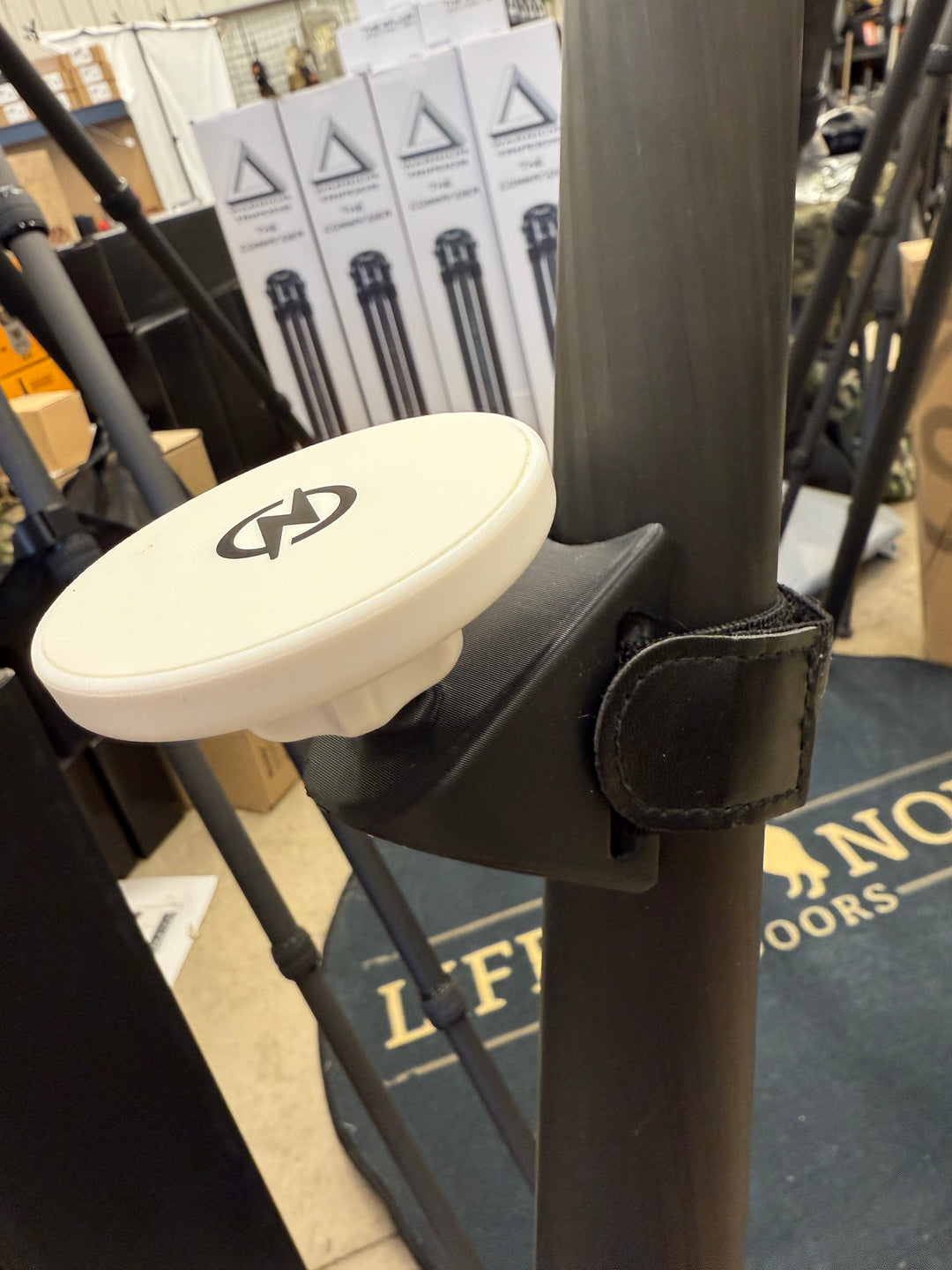 Apex 3D Universal Tripod Magnetic Ecaller Remote Holder