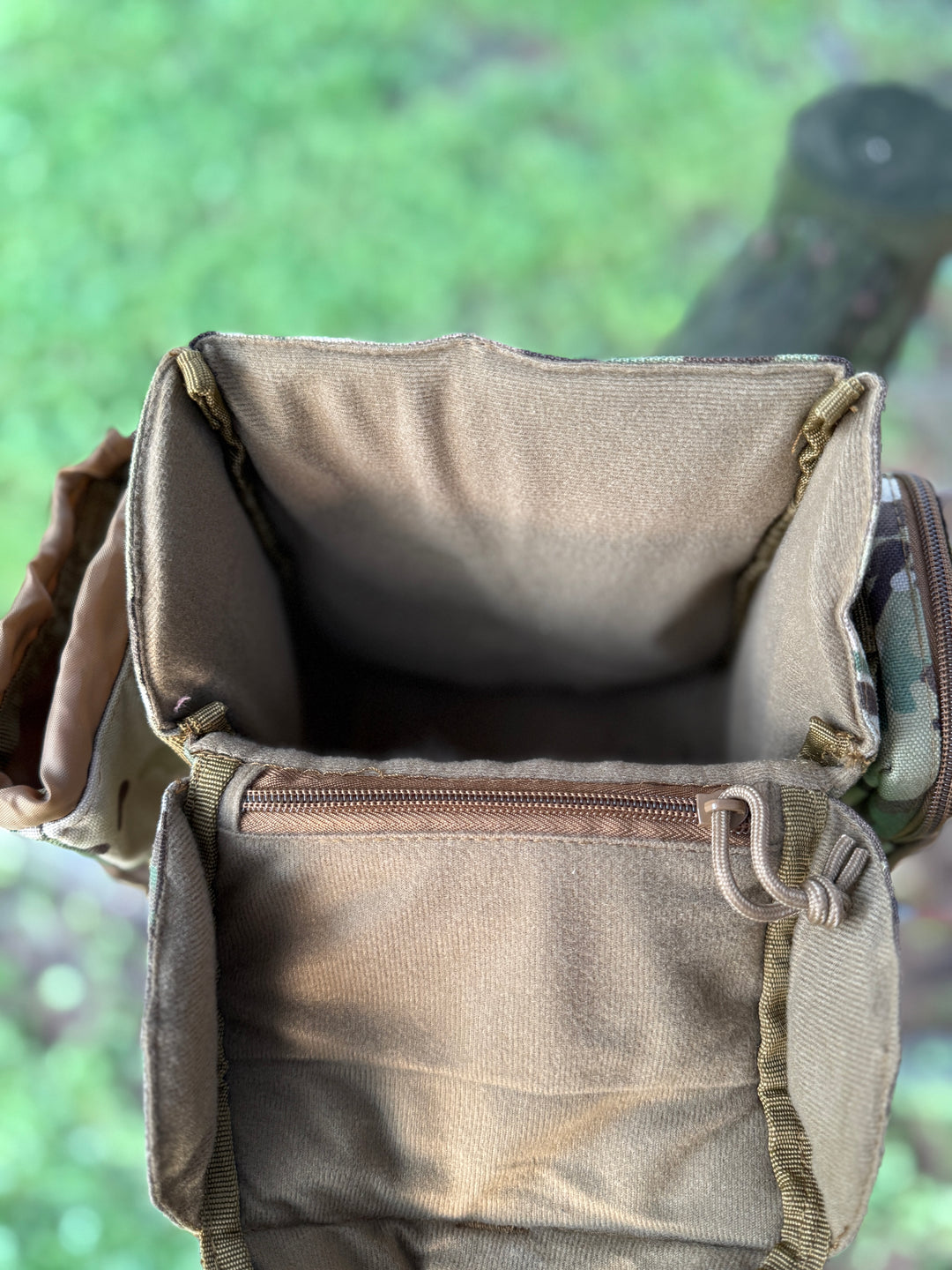 LIFE IS NOW OUTDOORS PREDATOR HUNTING BINOCULAR CHEST PACK-BINO HARNESS V 2.0 Multi Cam
