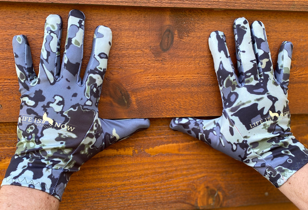 Life is Now Outdoors Base Layer Touch Liner Gloves-Splash Disperse Camo Touchscreen